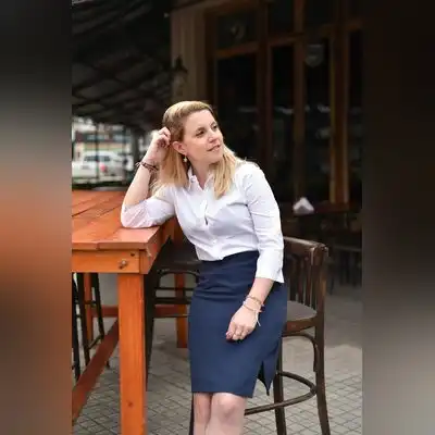 倪然婷